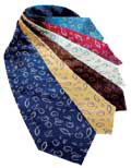 Ga Necktie with Bread-and-Fish Pattern
